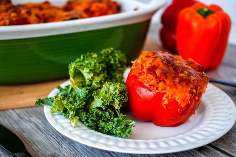 Stuffed Peppers With Ground Beef and Rice