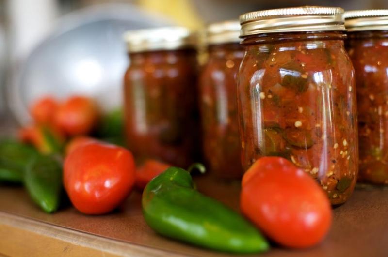 Tomato Salsa Recipe for Home Canning
