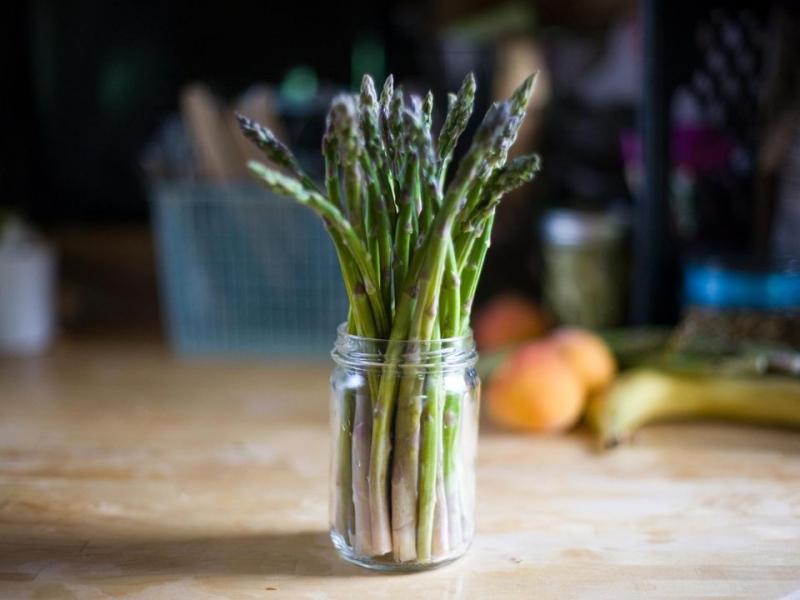 How to Can Asparagus at Home