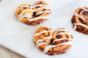 Wake Up to 15 Delicious Cinnamon Rolls and Sticky Buns