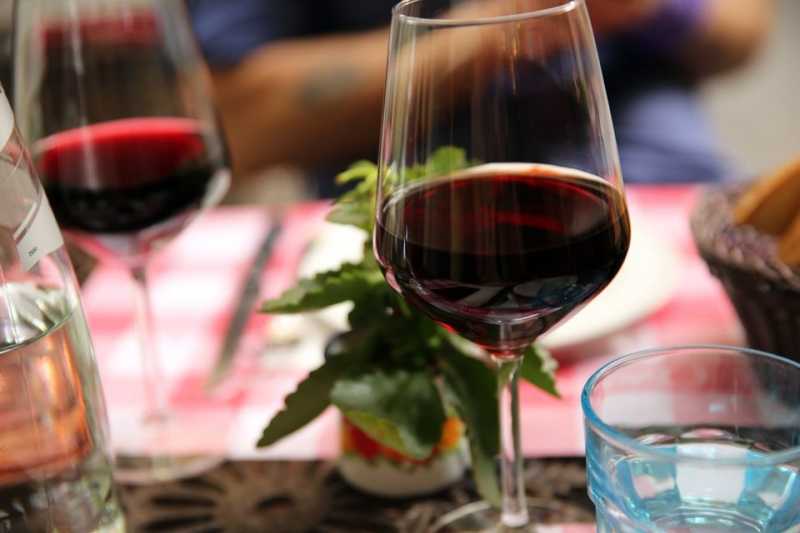 Sound Like a Sommelier: 15 Wine Tasting Terms to Know