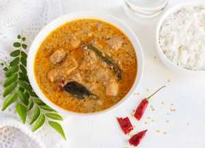 Meen Kulambu: South Indian Fish Curry