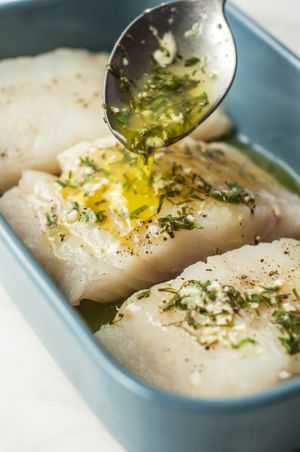Healthy Baked Lemon Garlic Cod