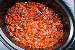 Slow Cooker Chili With Ground Beef and Sausage