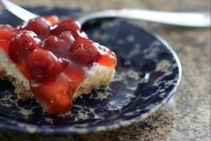 15 of The Best Summer Fruit Dessert Recipes