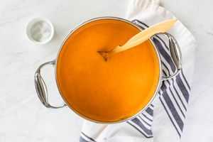 Gluten-Free Creamy Vegan Carrot Soup With Coconut