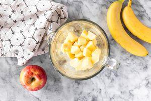 Moroccan Apple and Banana Milkshake Recipe