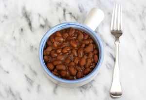 25 Easy and Hearty Slow Cooker Bean Recipes