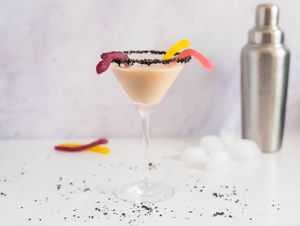 20 Fun Baileys Cocktail and Shot Recipes