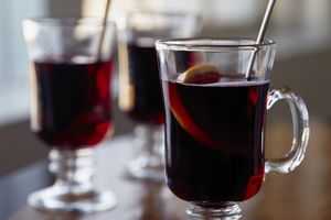 14 Warm and Cozy Mulled Wines for Holiday Parties