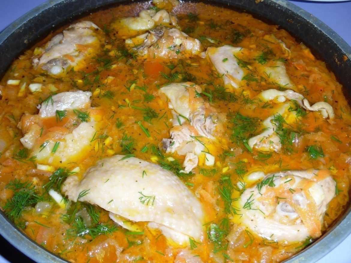 Курица с овощной подливой. Пальчики оближешь! Курица — 1кг Морковь-1шт. Лук- 1шт. Помидор-2 штучек….