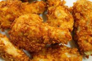 КРЫЛЫШКИ А-ЛЯ KFC Ингредиенты: — крылышки — масло растительное — паприка — чеснок -…