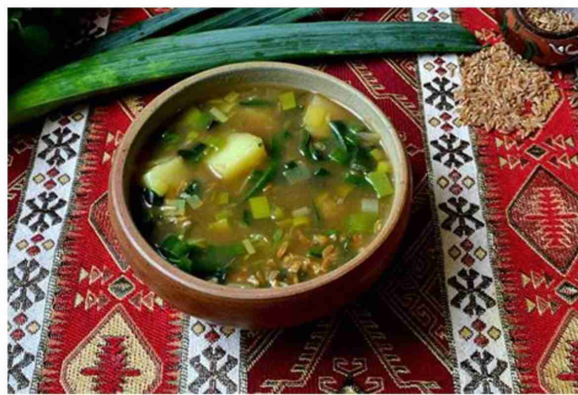 ОХАПУР Оказывается, когда-то в армянской, точнее, западно-армянской кухне, был весьма популярен лук-порей. Почему он…